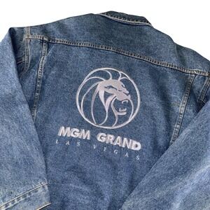Vintage MGM Grand Jacket Mens Large Blue Denim Lion Logo Las Vegas Casino 90s